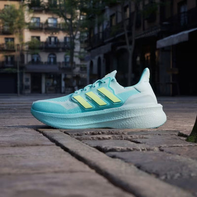 Adidas Ultraboost 5 Sneakers – Flash Aqua