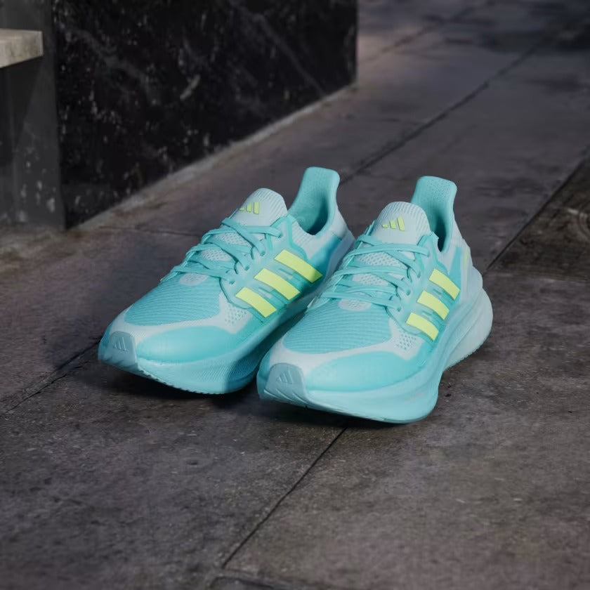Adidas Ultraboost 5 Sneakers – Flash Aqua