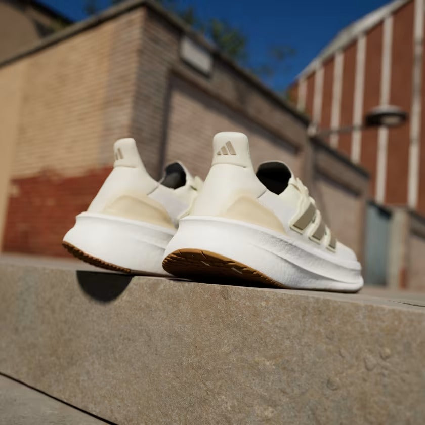 Adidas Ultraboost 5 Sneakers – Beige/White