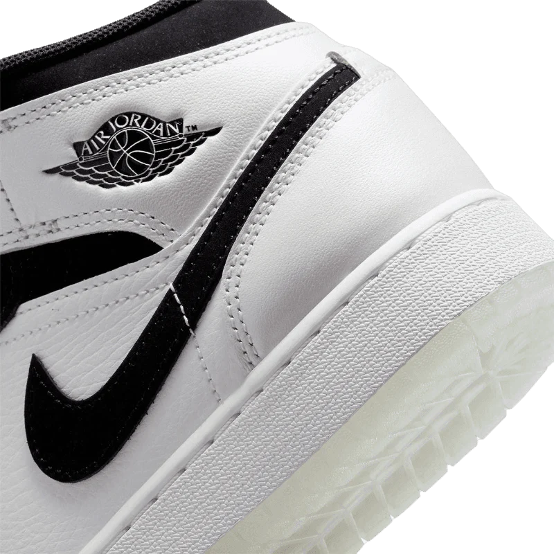 Jordan 1 Mid Diamond