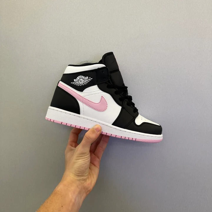 Air Jordan 1 Mid Arctic Pink