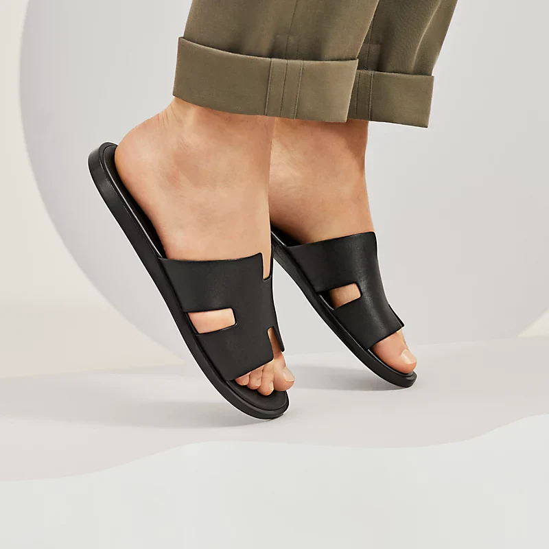 Hermès Izmir Sandal – Black