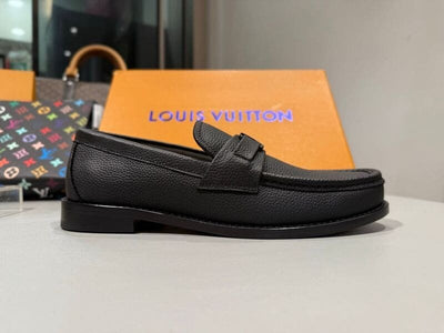 Louis Vuitton Major Loafer black