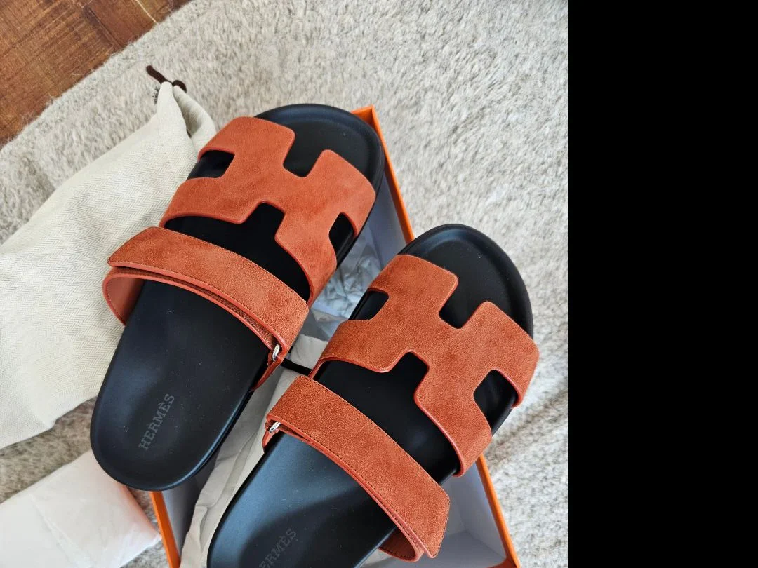 Hermès Chypre Suede Sandal – Orange